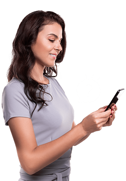 Hombre con tablet - Preguntas Frecuentes Fiducia Inmobiliaria